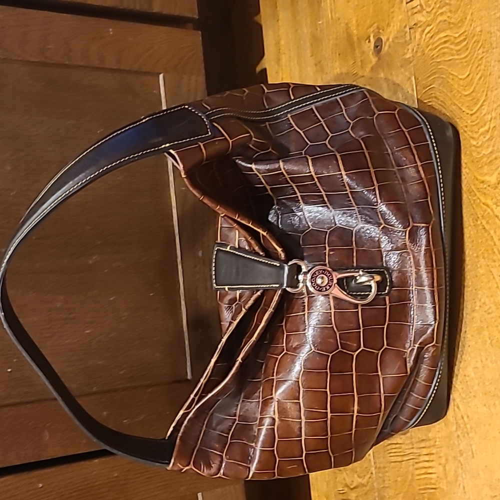 Dooney & Bourke Purse